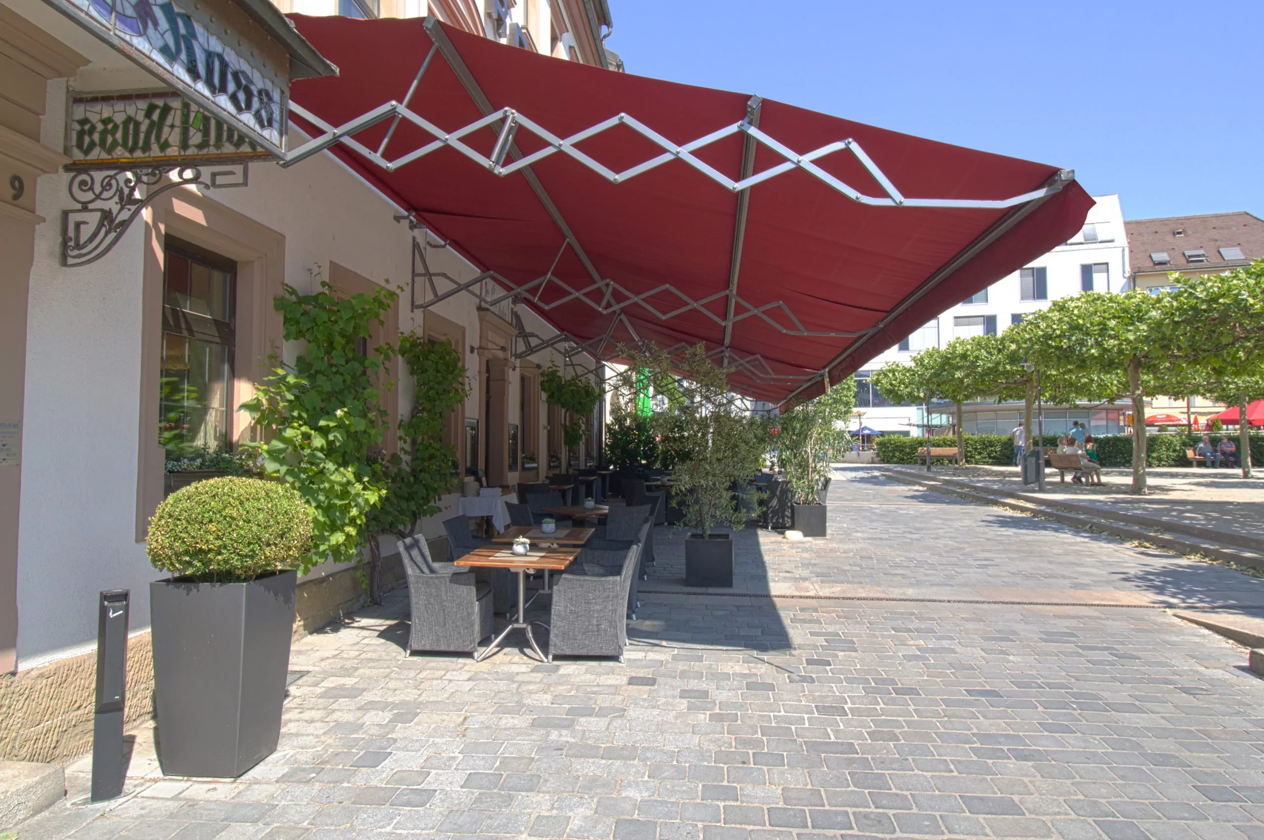 Scheerenarmmarkise für Außenterrassen